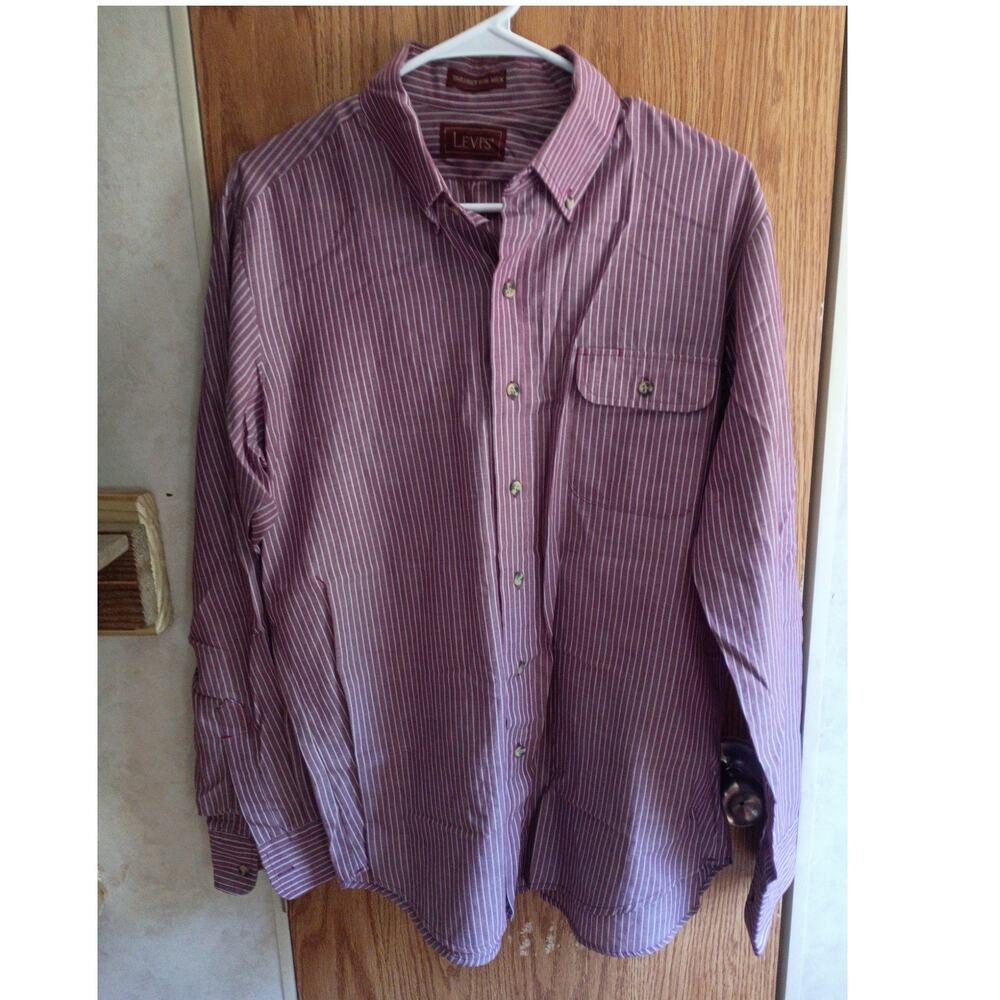 Vintage 1984 Levi’s Burgundy Plum Striped Shirt Men’s Large Tailored Prep Retro